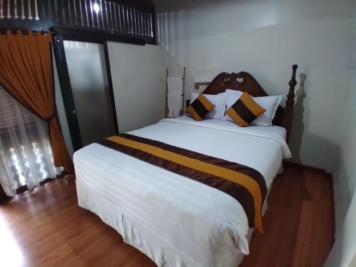 Dem Ayem Heritage Guest House Yogyakarta Exterior photo