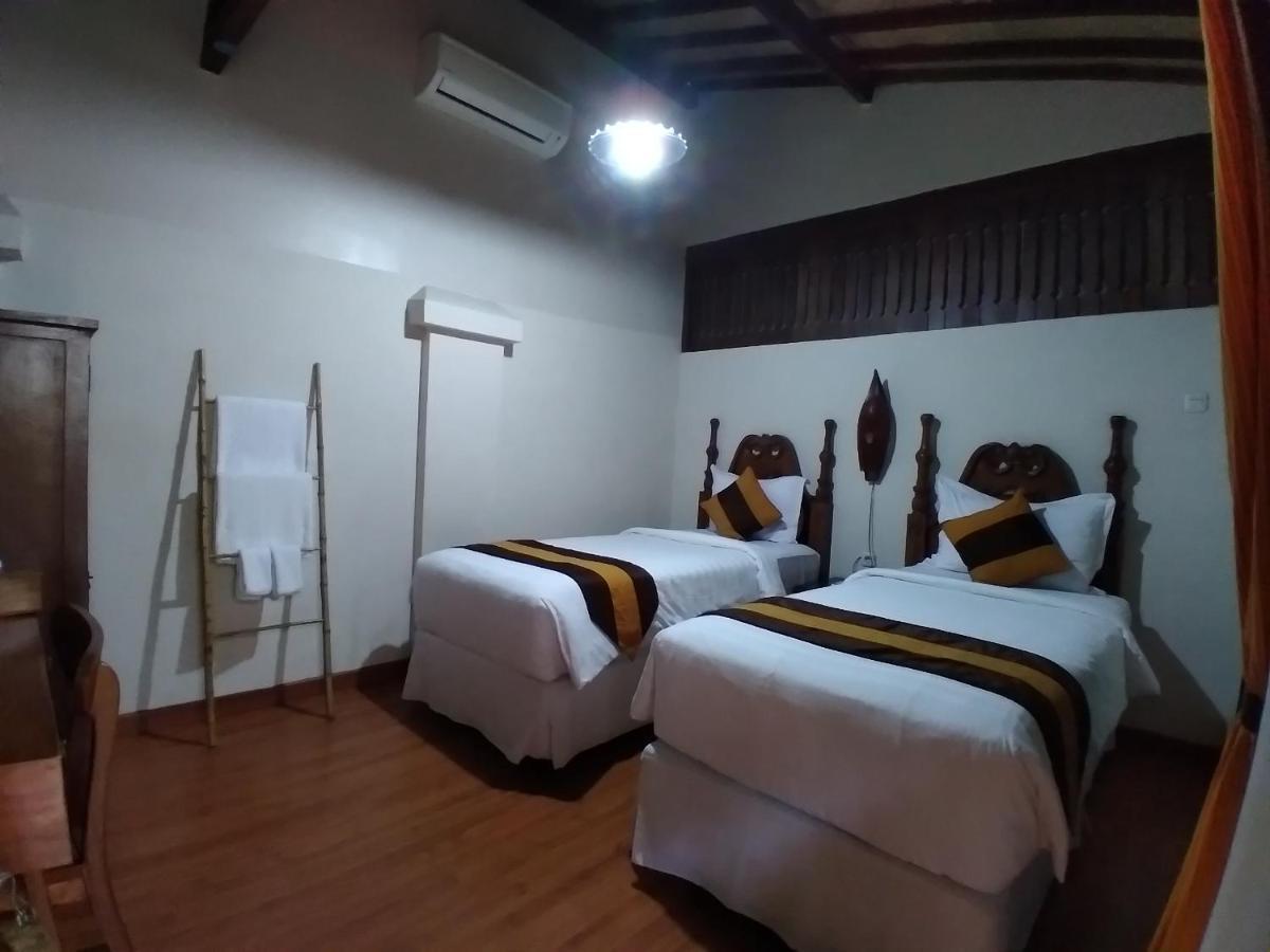 Dem Ayem Heritage Guest House Yogyakarta Exterior photo